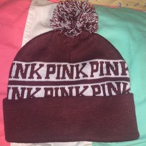 Maroon beanie